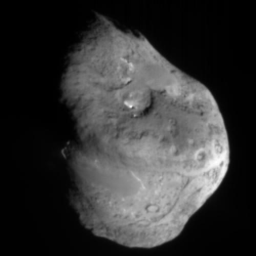 View of Tempel 1 nucleus from Deep Impact.